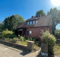 Substanz trifft Potenzial-7 Zimmer auf 1100 m² - Wriedel