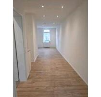 Erstbezug: moderne 1-Zimmer-Wohnung (EG) + EBK + kleine Terrasse - Hohenstein-Ernstthal