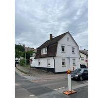Zweifamilienhaus mit genehmigtem Ausbaupotenzial in Backnang