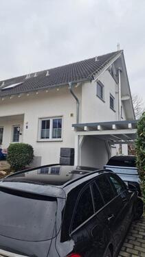 Foto - Elz: Doppelhaushälfte m. Garten, 2 Stellplätzen und sep. Carport