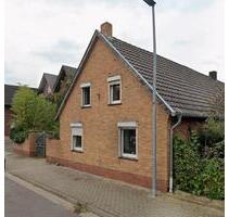 Einfamilienhaus auf großem Grundstück in Wassenberg Effeld