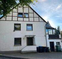 Einfamilienhaus mit großem Grundstück – renovierungsbedürftig - Kall