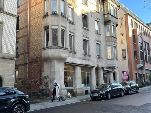 Foto - Charakterstarker Altbau im Süden: 5 Zimmer, 112m², provisionsfrei
