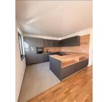 3-Zimmer Wohnung ERSTBEZUG - 950,00&nbsp;EUR Kaltmiete, ca.&nbsp; 87,00&nbsp;m&sup2; in Schmidgaden (PLZ: 92546)