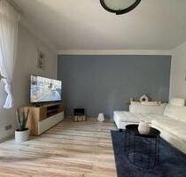 Tegel-Reinickendorf – Schöne 2-Zimmer-Wohnung mit West-Balkon und Garage zur Miete - Berlin