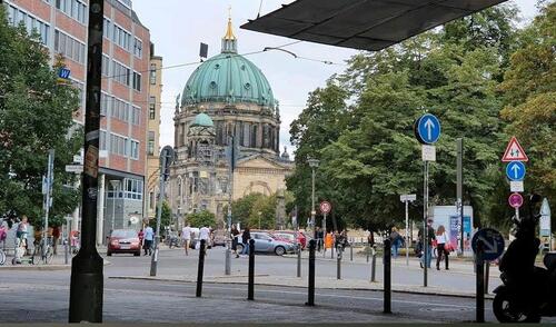 Foto - Tiefgarage Parkplatz in Mitte - 160,00&nbsp;EUR Kaltmiete,