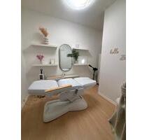 Beauty Raum zu vermieten - 300,00&nbsp;EUR Kaltmiete, ca.&nbsp; 10,00&nbsp;m&sup2; in Düsseldorf (PLZ: 40629) Stadtbezirk 7