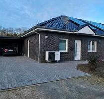 Moderne Haushälfte in Ramsloh - 700,00&nbsp;EUR Kaltmiete, ca.&nbsp; 68,00&nbsp;m&sup2; in Rhauderfehn (PLZ: 26817)