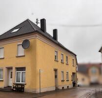 EFH mit Dachterrasse & Garage - viel Platz und Potenzial - Mettlach