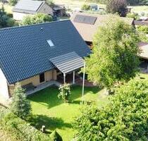 Attraktives Einfamilienhaus mit Nebengebäude und Garten - Lenzen (Elbe)