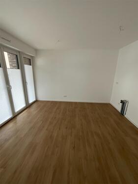 Foto - 4-Zimmer Wohnung ab 01.11 01.12 zu vermieten!