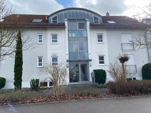 Foto - 3,5 Zi. Dachgeschosswohnung, Leingarten, TG + AA, 2 Balkone
