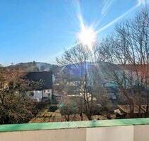 2-Zimmer-Wohnung mit Balkon und Kellerabteil zu vermieten - Hildburghausen