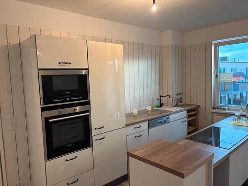 Foto - Vier Zimmer Wohnung - 1.500,00&nbsp;EUR Kaltmiete, ca.&nbsp; 92,00&nbsp;m&sup2;