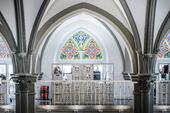 Foto - Fix Desk Open Space: Flexible, zentrale Arbeitswelt in einer historischen Kirche