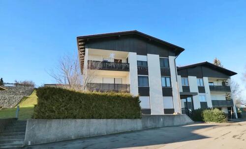 Foto - Exklusive, moderne 4-Zimmer Wohnung mit 2 Balkons in Legau