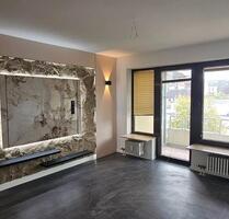 Frisch renovierte Luxus 2-Zimmer-Wohnung mit Aufzug und Balkon! - Düsseldorf Pempelfort