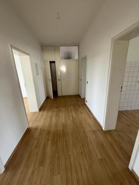 Foto - 3-Zimmer-Wohnung - 704,00&nbsp;EUR Kaltmiete, ca.&nbsp; 88,00&nbsp;m&sup2;