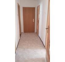 3 Zimmer , Küche, Bad mit Wanne,Gartenanteil - Rudolstadt