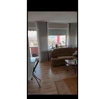 Attraktive 2-Zimmer-Wohnung mit Süd-Balkon in zentraler Lage - Taunusstein