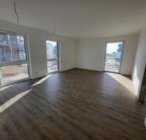 Wohnen in Tessin im ERSTBEZUG! - 876,00&nbsp;EUR Kaltmiete, ca.&nbsp; 73,25&nbsp;m&sup2; in Tessin (PLZ: 18195)