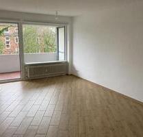 Helle 1-Zimmer-Wohnung mit West-Balkon im Zentrum - Wilhelmshaven