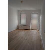 Frisch renovierte Dachgeschosswohnung zu vermieten in Unterrath - Düsseldorf Stadtbezirk 5