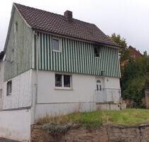 Wohnhaus mit Garage und Nebengebäude zu verkaufen - Mellrichstadt