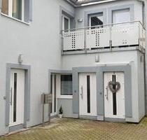Moderne 3-Zimmer-Wohnung in Citylage - hochwertig modernisiert 2018, mit Balkon inkl Einbauküche - Wilhelmshaven