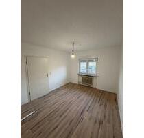 Schöne 3-Zimmer-Wohnung AM Storchenplatz neu renoviert - Neunkirchen