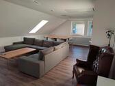 Foto - Hochwertige, vollmöblierte Dachgeschoss Wohnung ab Juli