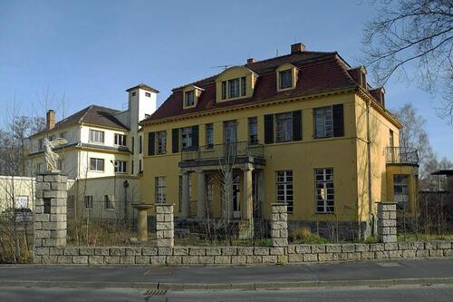 Foto - Villa Grundstück NeukirchLausitz mit Brandschäden zu Verkaufen