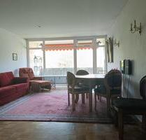 Lichtdurchflutete 4-Zimmer-Wohnung mit Loggia und Blick ins Grüne - Gröbenzell