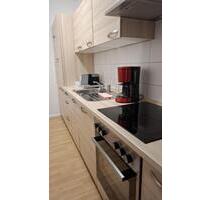 2 Raumwohnung für Senioren - WanneDuscheEBK - Zentral gelegen - - Hohenstein-Ernstthal