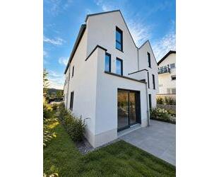 Neubau DHH – 158 m², 6 Zimmer, Garten & Studio - Bad Nauheim