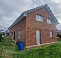 Wohnhaus mit 2 Wohneinheiten - 415.000,00 EUR Kaufpreis, ca.  220,00 m² in Schneverdingen (PLZ: 29640)