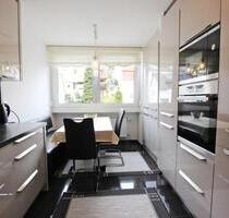 3 Zimmer,Balkon in Esslingen - 1.350,00&nbsp;EUR Kaltmiete, ca.&nbsp; 80,00&nbsp;m&sup2; in Altbach (PLZ: 73776)