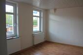 Foto - helle DG 3-Raum-Wohnung - 320,00 EUR Kaltmiete, ca.  69,00 m²