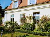 Foto - Großzügige EG Gutshaus Wohnung 2,5 Zi. Ofenheizung Terrasse EBK