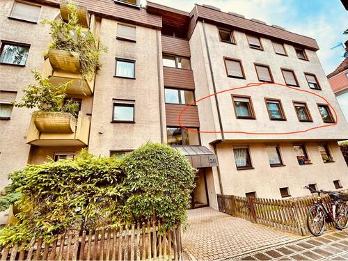 Foto - Tolle 4 Zimmerwohnung in ruhiger Innenstadtlage mit Tiefgarage