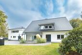 Foto - Exklusive Erdgeschosswohnung mit Garten, überdachter Terrasse und mehr!