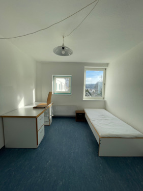 Foto - Schönes WG-Zimmer zur Untermiete mit Balkon in Stuttgart-West
