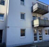 attraktive 2-Zimmer-Wohnung mit Balkon & Stellplatz in Radebeul