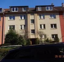 Sehr schöne 3-Raumwohnung mit Balkon + Einbauküche - Essen Stadtbezirk III