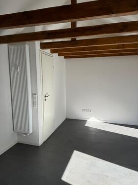 Foto - 1 Zimmer Dachgeschoßwohnung zur Miete in Kempen