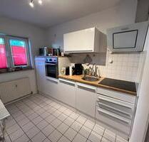 Helle 2-Zimmerwohnung mit Balkon - Frankfurt am Main Nord-Ost