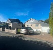 Haus Schwimmbad, Garagen Sauna, Stellplatz privat - Ruppichteroth