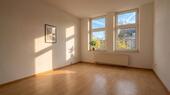 Foto - Ein Monat mietfrei! Helle 2-Zimmer-Wohnung mit Balkon zum Selbstrenovieren in Dortmund-Marten