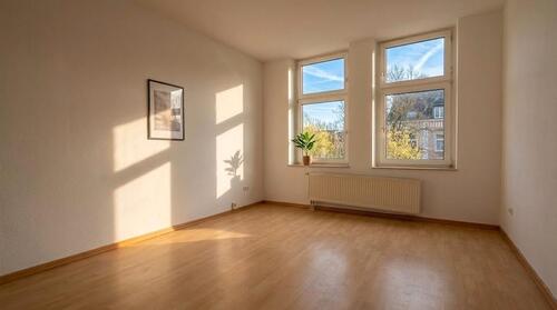 Foto - Ein Monat mietfrei! Helle 2-Zimmer-Wohnung mit Balkon zum Selbstrenovieren in Dortmund-Marten
