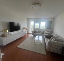 Helle 3,5-Zimmer-Wohnung zur Miete in Bad Cannstatt-Hallschlag - Stuttgart